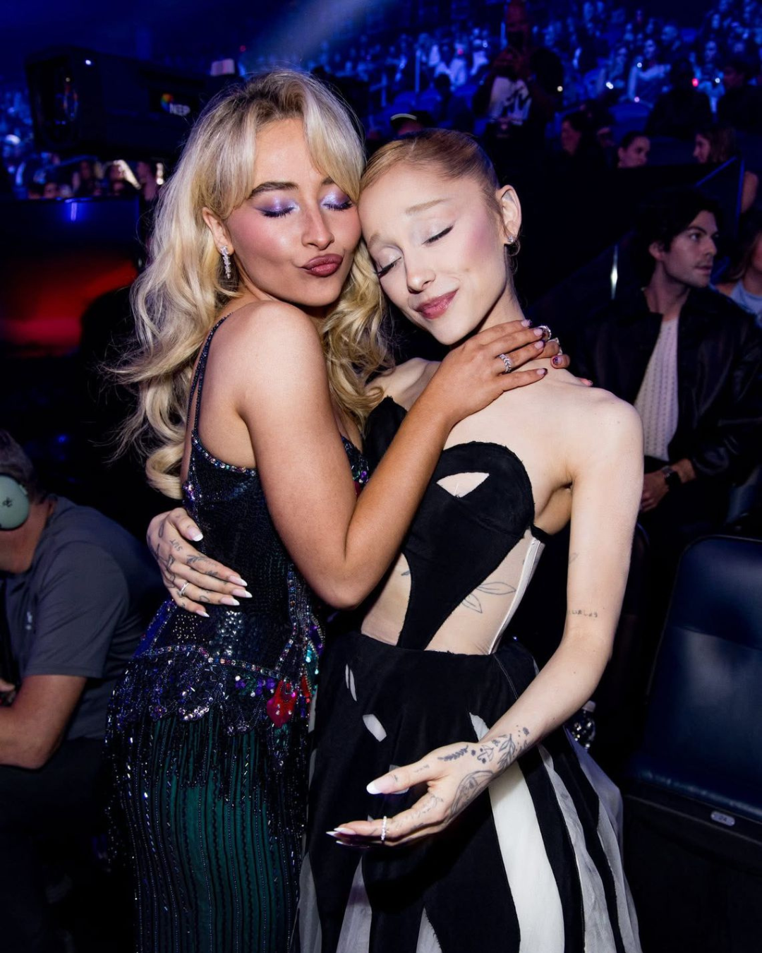 Ariana y Sabrina