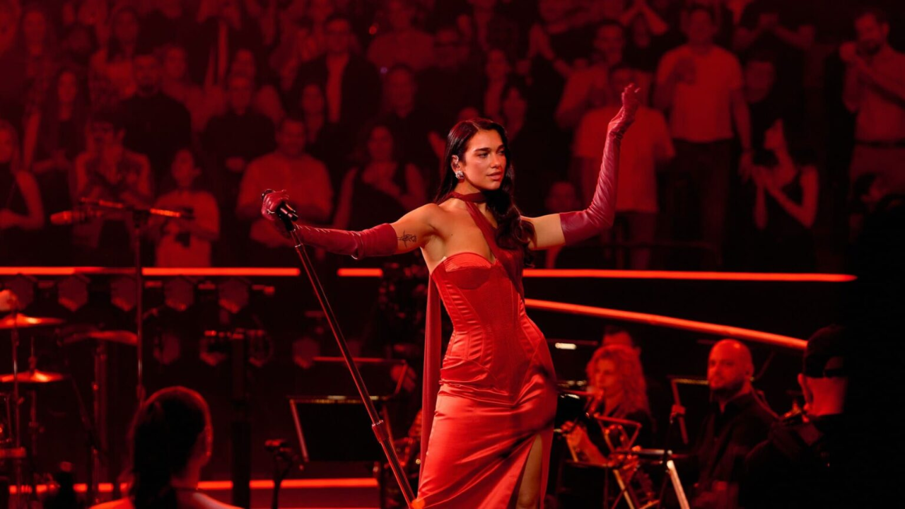 Dua Lipa 1