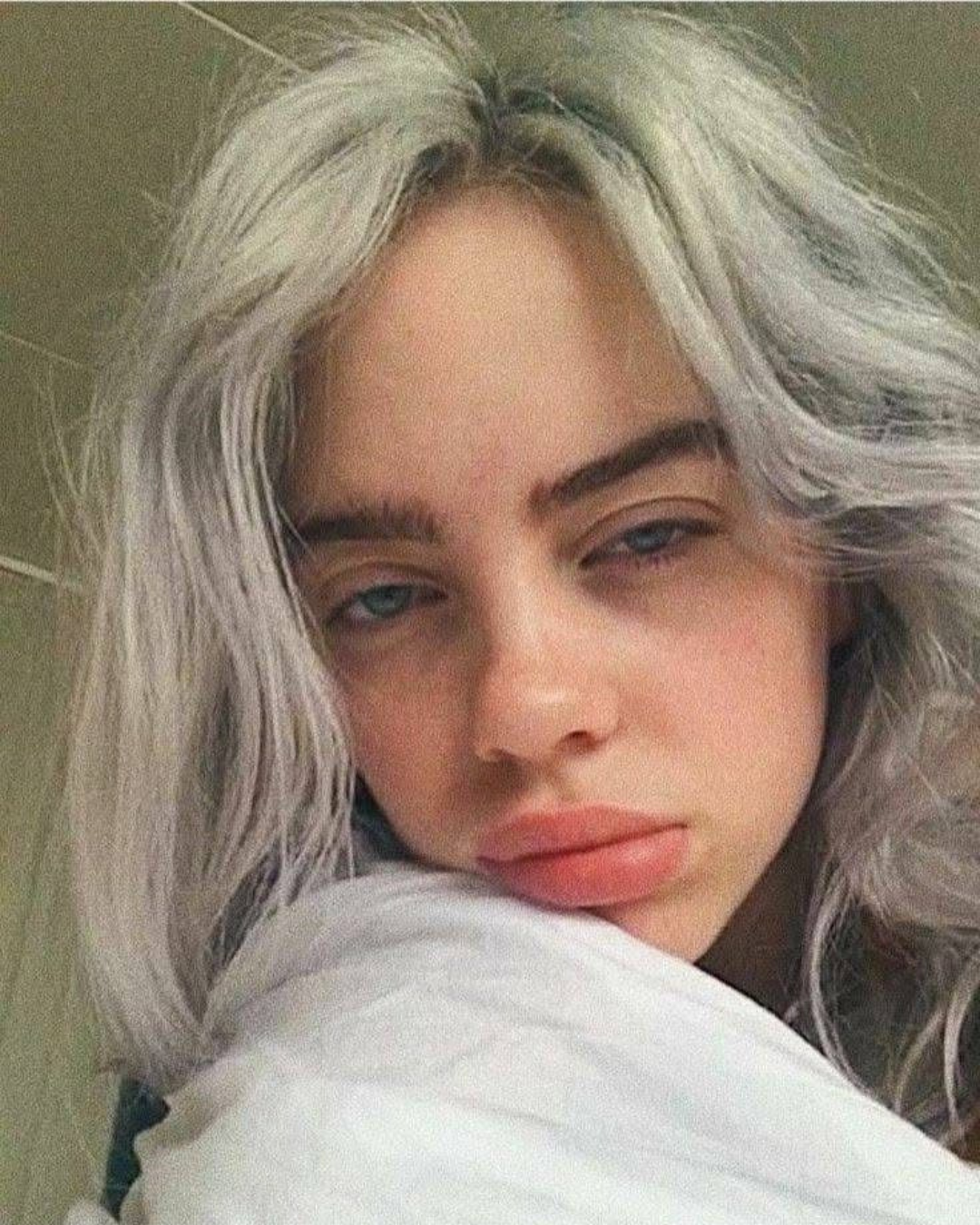 Billie Elish 2016